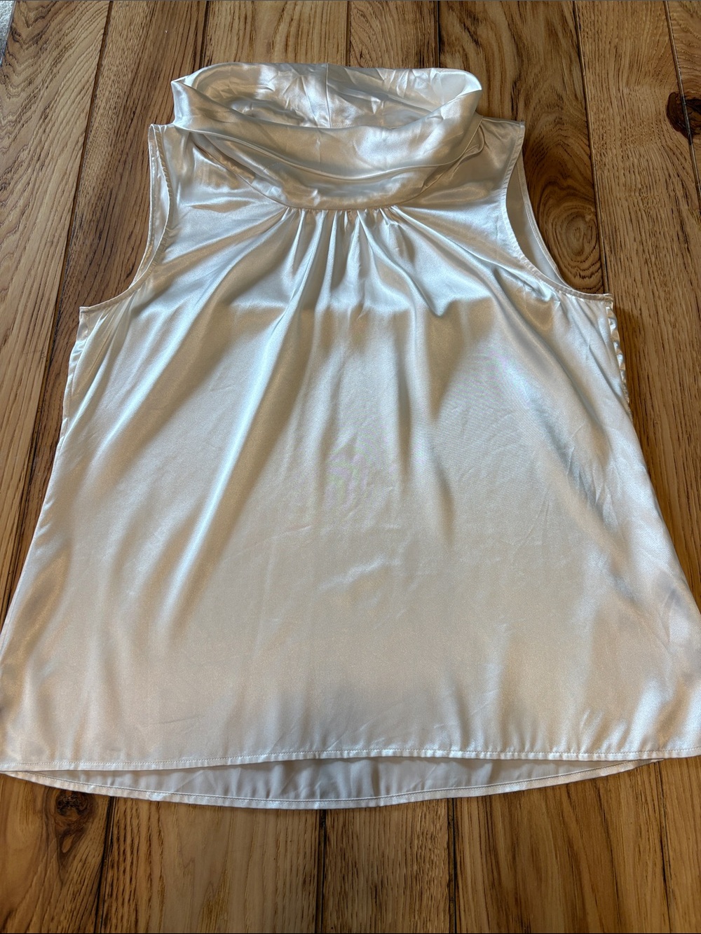 Chico's Metallic White Sleeveless Cowl Neck Blouse/Top